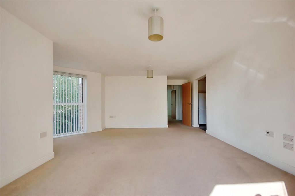 Property photo 3 of 10 69064F6E-23Auteql6Shzi-Dpuw3Hwhvuwgg.Jpg