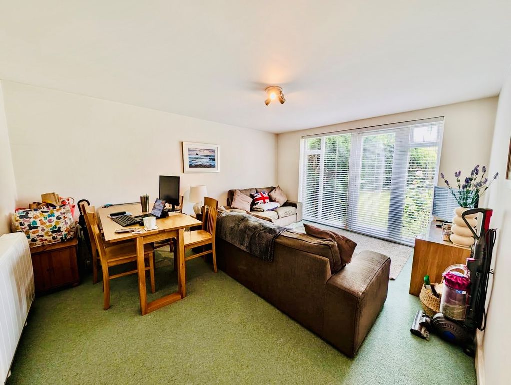 Property photo 3 of 7