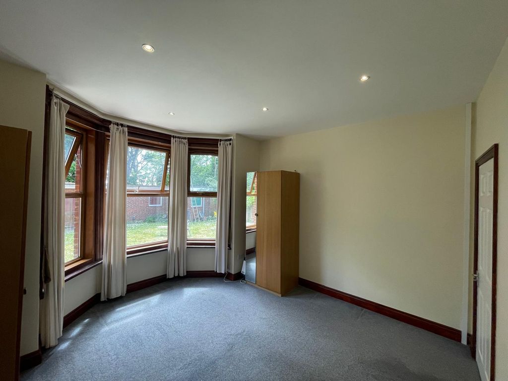 Property photo 3 of 15 Photo-2025-05-12-14-55-25