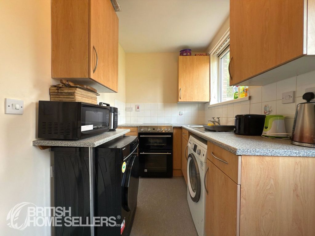 Property photo 3 of 13 3