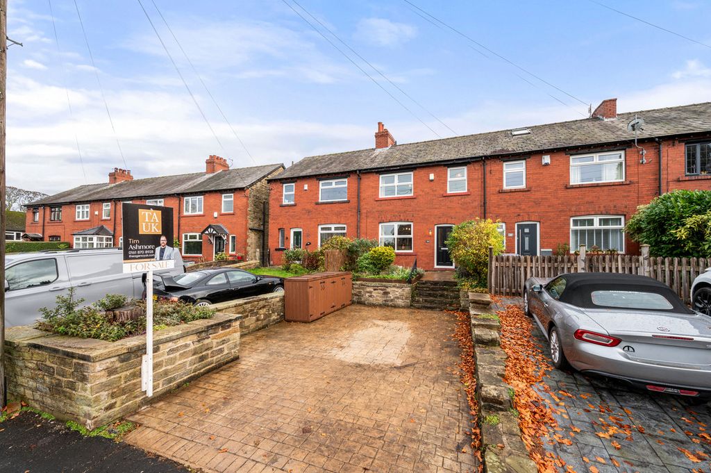 Property photo 1 of 35