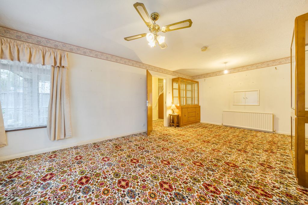 Property photo 2 of 25 Reception