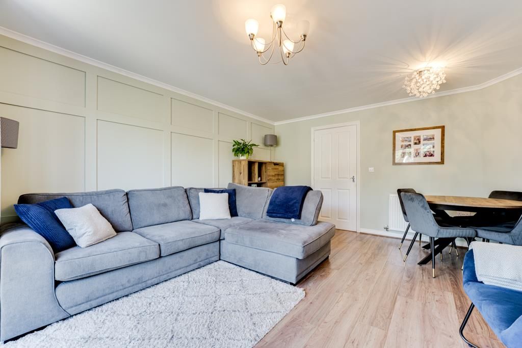 Property photo 2 of 34 18 Grendon Drive, Barton Seagrave-13.Jpg