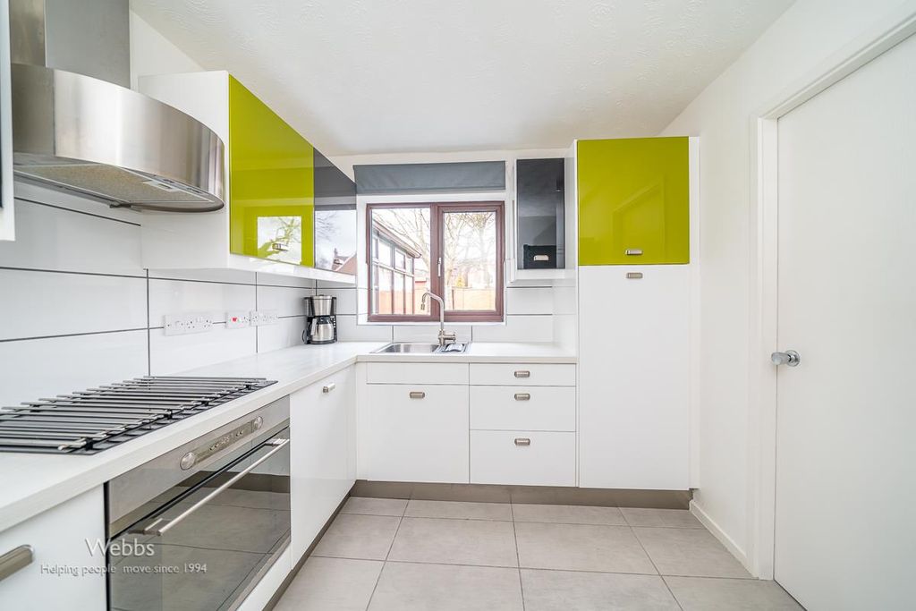 Property photo 3 of 31 Â© Webbs Estate Agents Â© (10 Of 141).Jpg