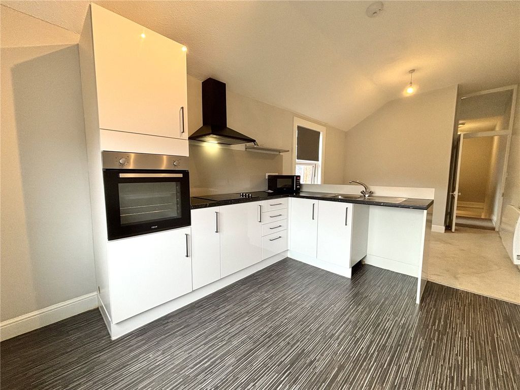 Property photo 2 of 8 Picture No. 01