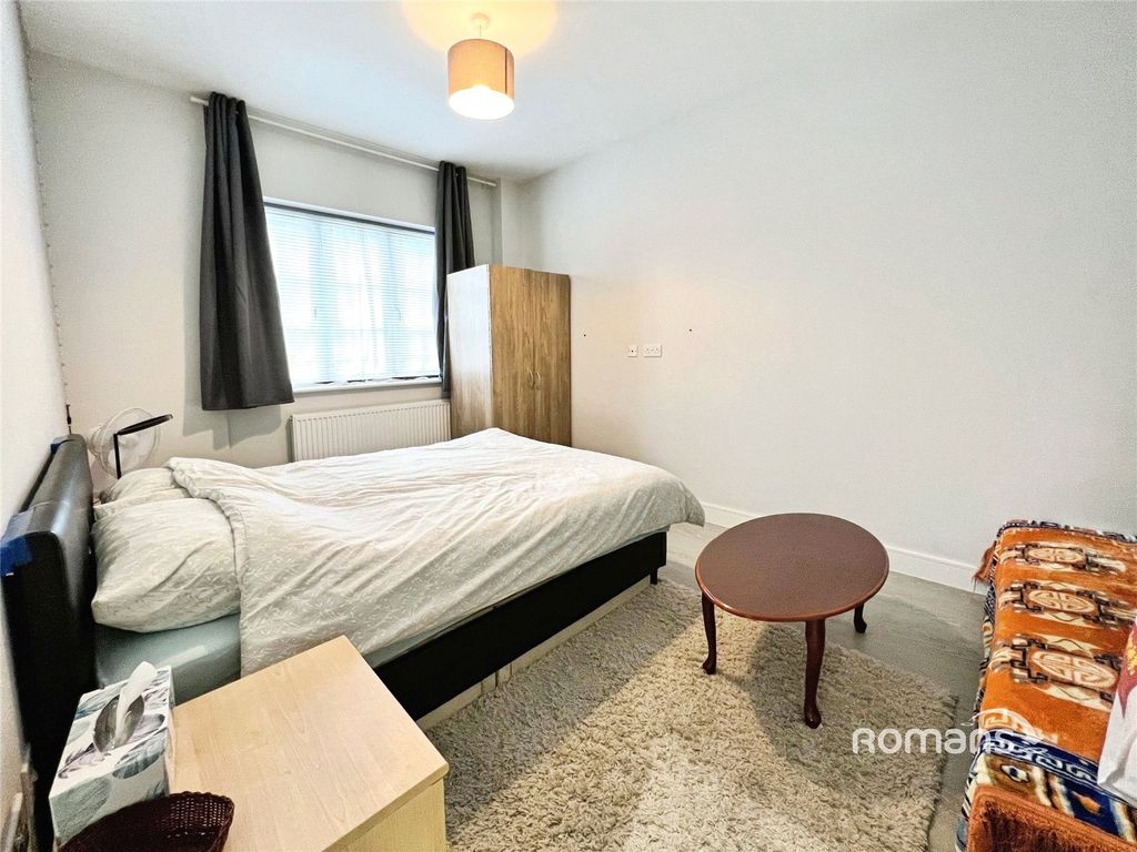 Property photo 2 of 6 Picture No. 04