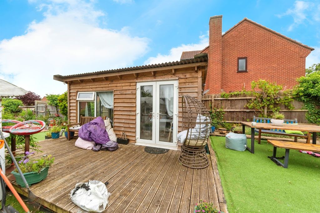Property photo 1 of 14