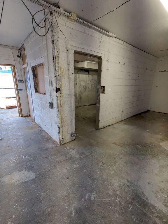 Property photo 2 of 3