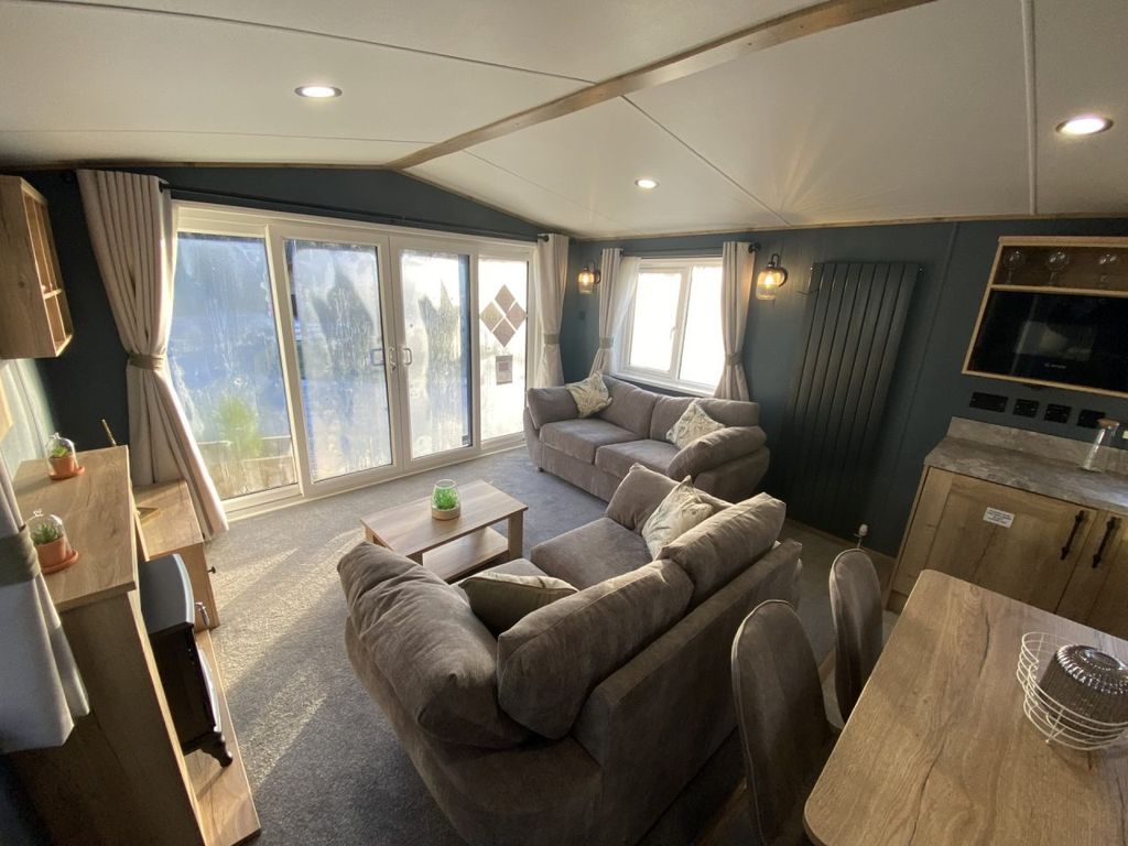 Property photo 1 of 6 Portofino 1