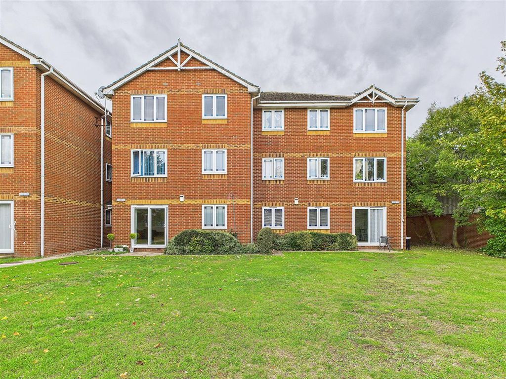 Property photo 3 of 7