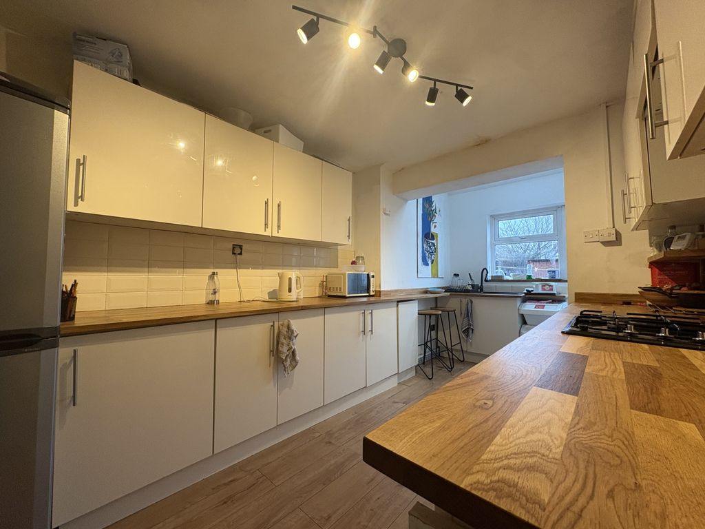 Property photo 1 of 8 Img_2251