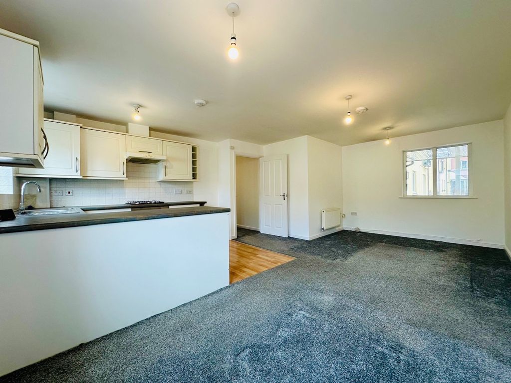 Property photo 2 of 10 Img_6021