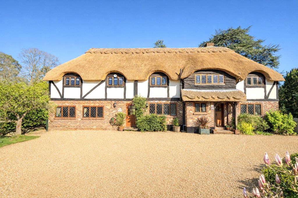 Property photo 1 of 26 Front