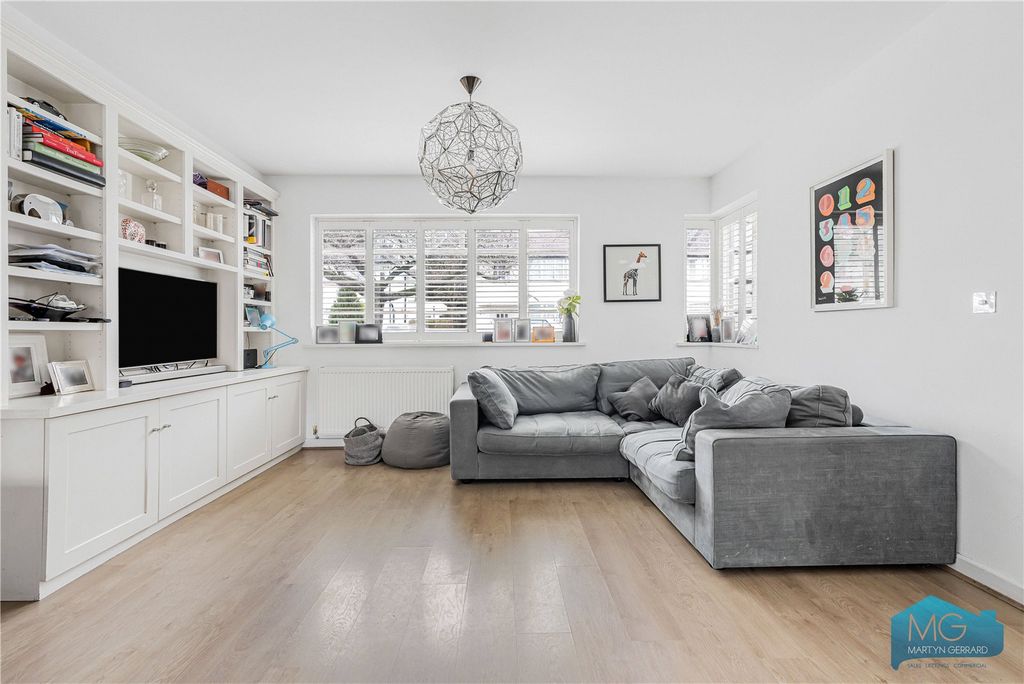 Property photo 2 of 26 Picture No. 47