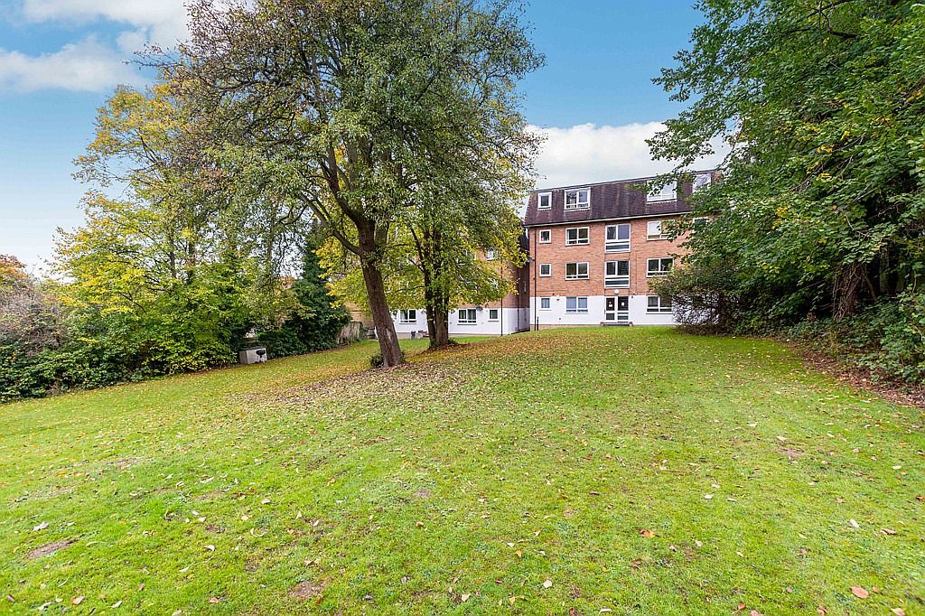 Property photo 2 of 12 5279711