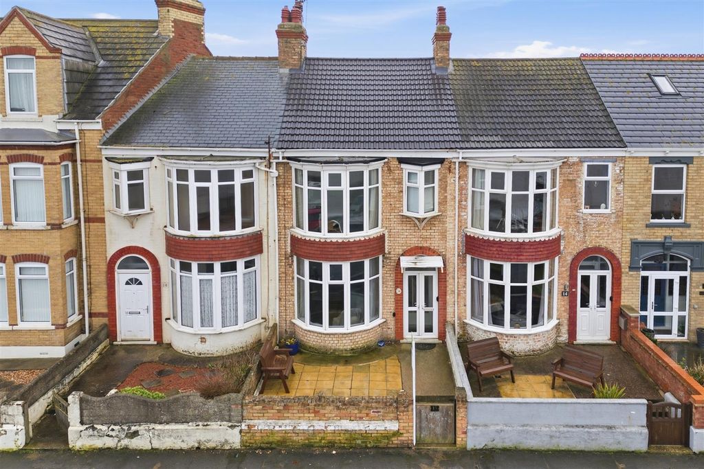 Property photo 1 of 25