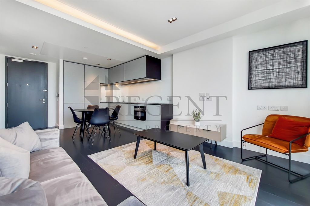 Property photo 2 of 8 Open Plan