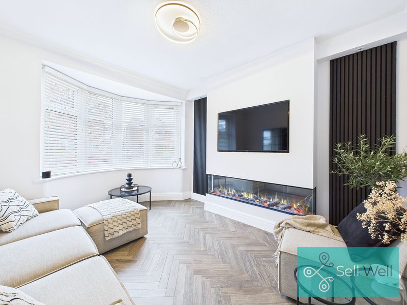 Property photo 2 of 25 Lounge