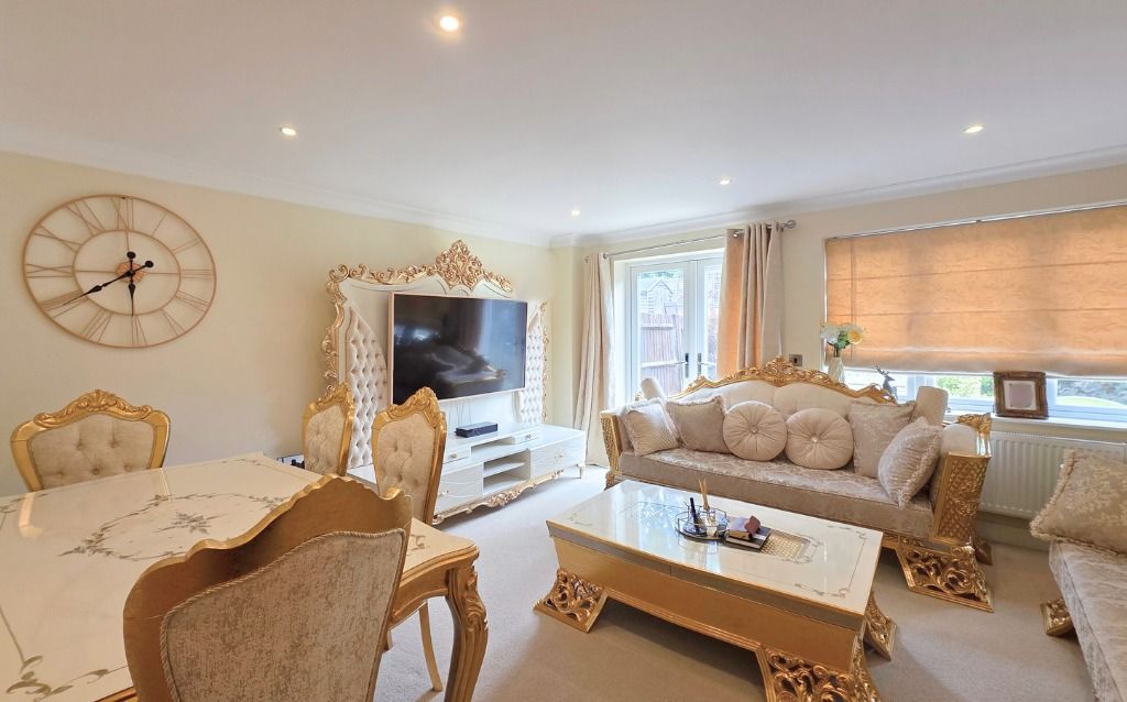Property photo 3 of 16 4356116