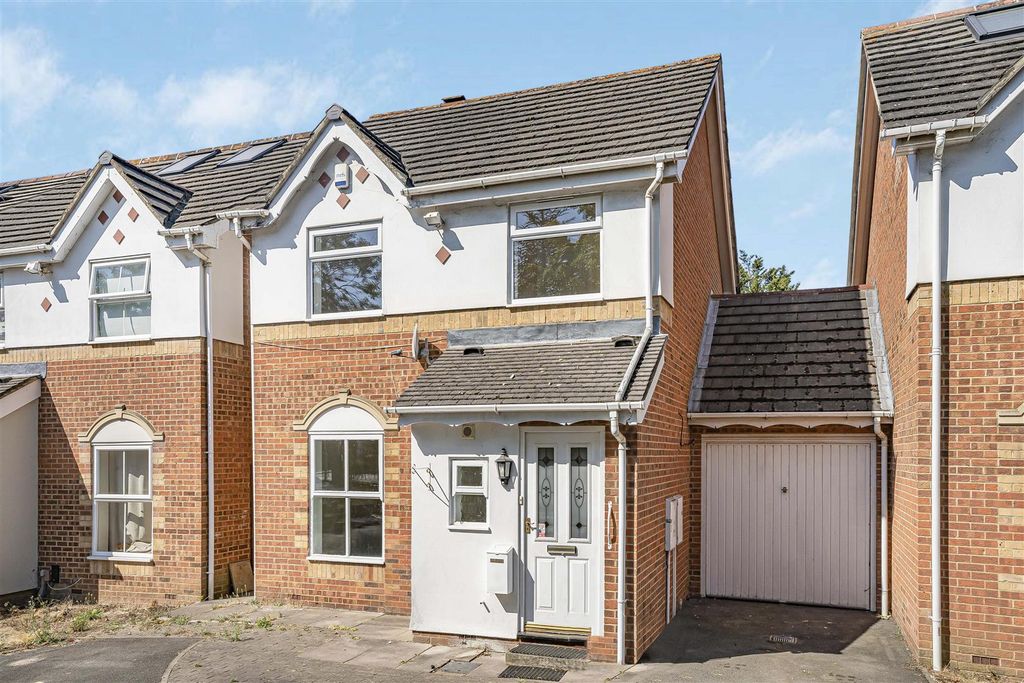 Property photo 1 of 28