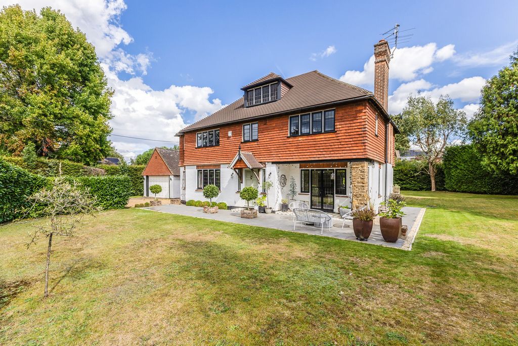 Property photo 1 of 17