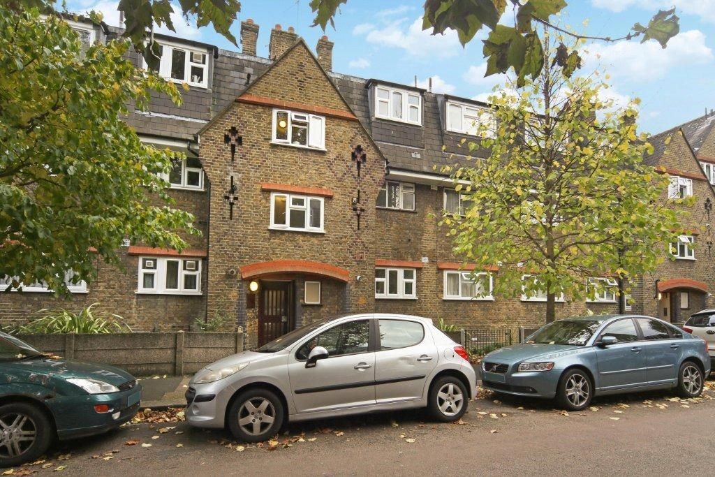 Property photo 1 of 18 External