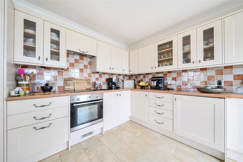 Property photo 3 of 20 Picture No. 04