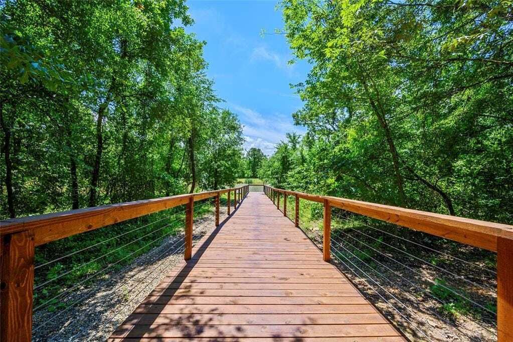 Property photo 3 of 18 <Alttext/>