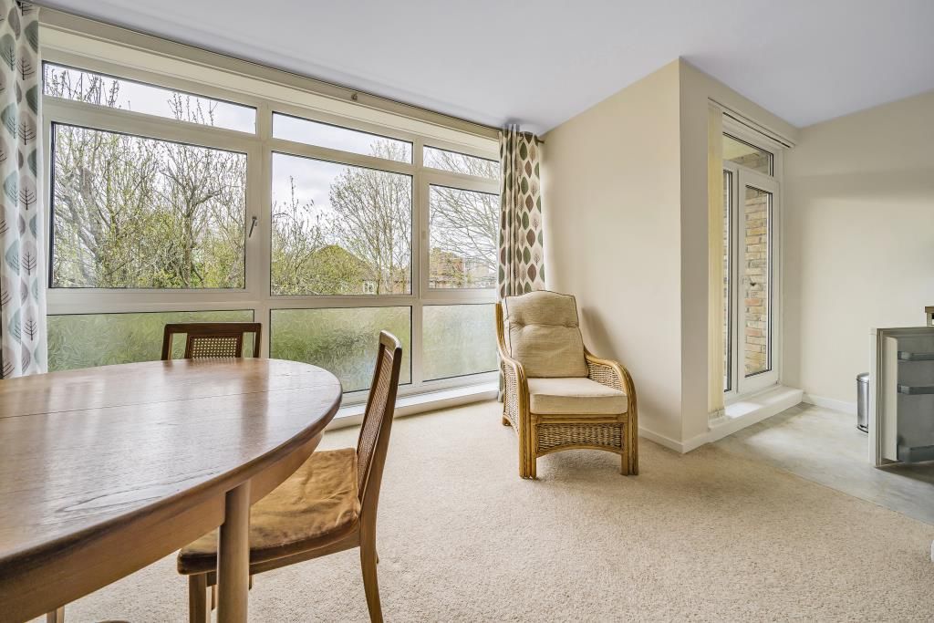 Property photo 3 of 10 Reception