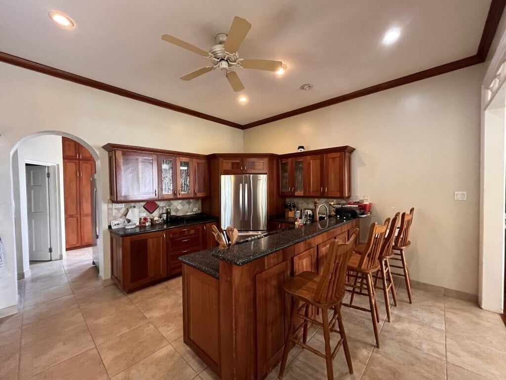 Property photo 3 of 5 <Alttext/>