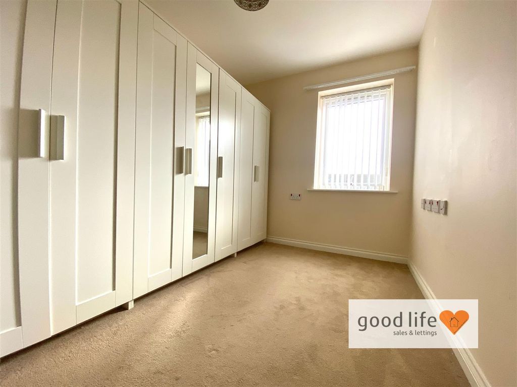 Property photo 3 of 13 20250911_113316973_Ios34Dovecoat.Jpg