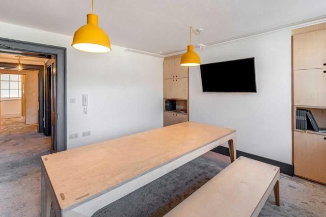 Property photo 2 of 12 Photo 2