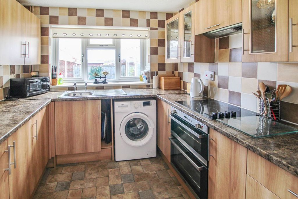 Property photo 3 of 18