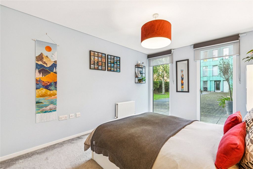 Property photo 3 of 12 Picture No. 14