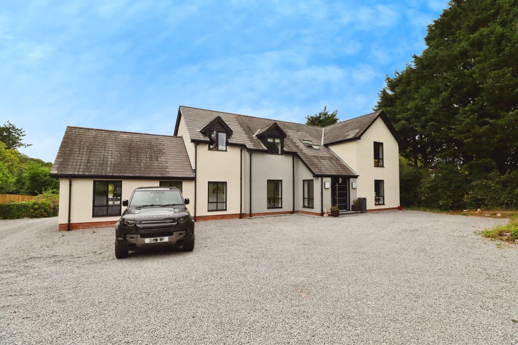 Property photo 1 of 33