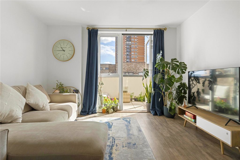 Property photo 1 of 13 Picture No. 23