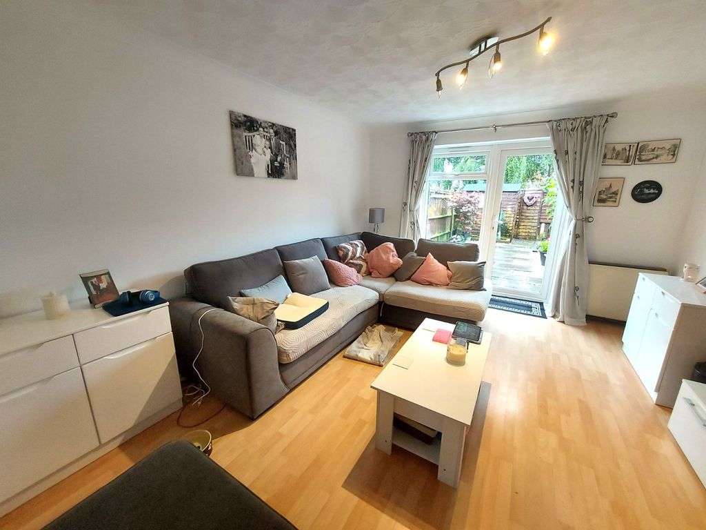 Property photo 2 of 8 Picture No. 08