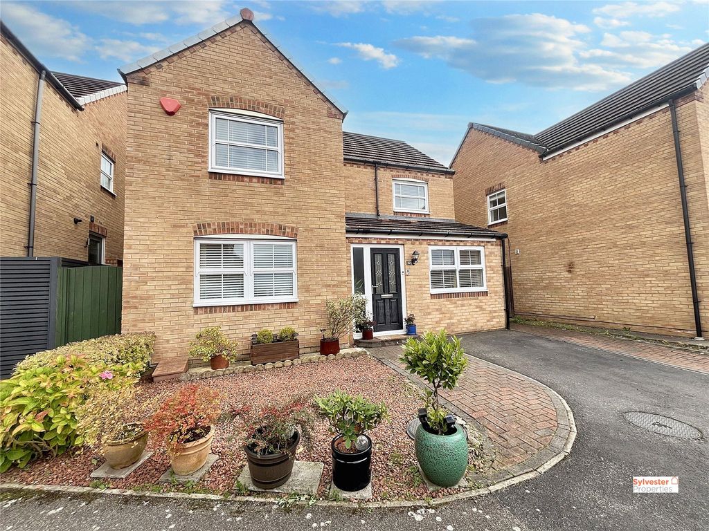 Property photo 1 of 39 Picture No. 13