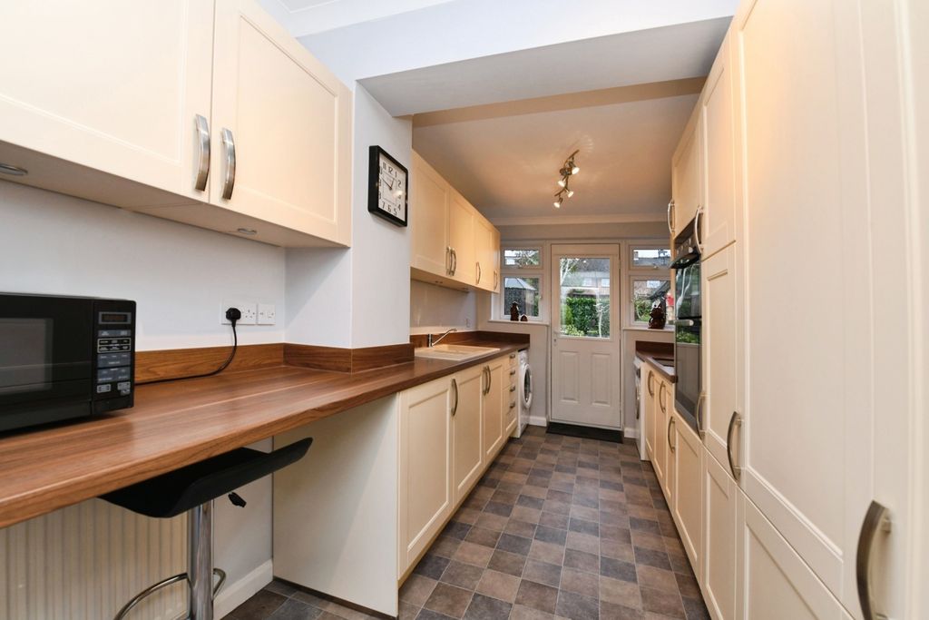 Property photo 3 of 20 Pbox-Img.Jpg