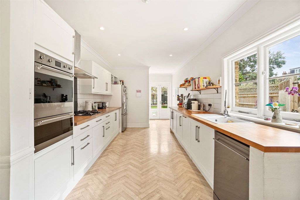 Property photo 3 of 12 Picture No. 12