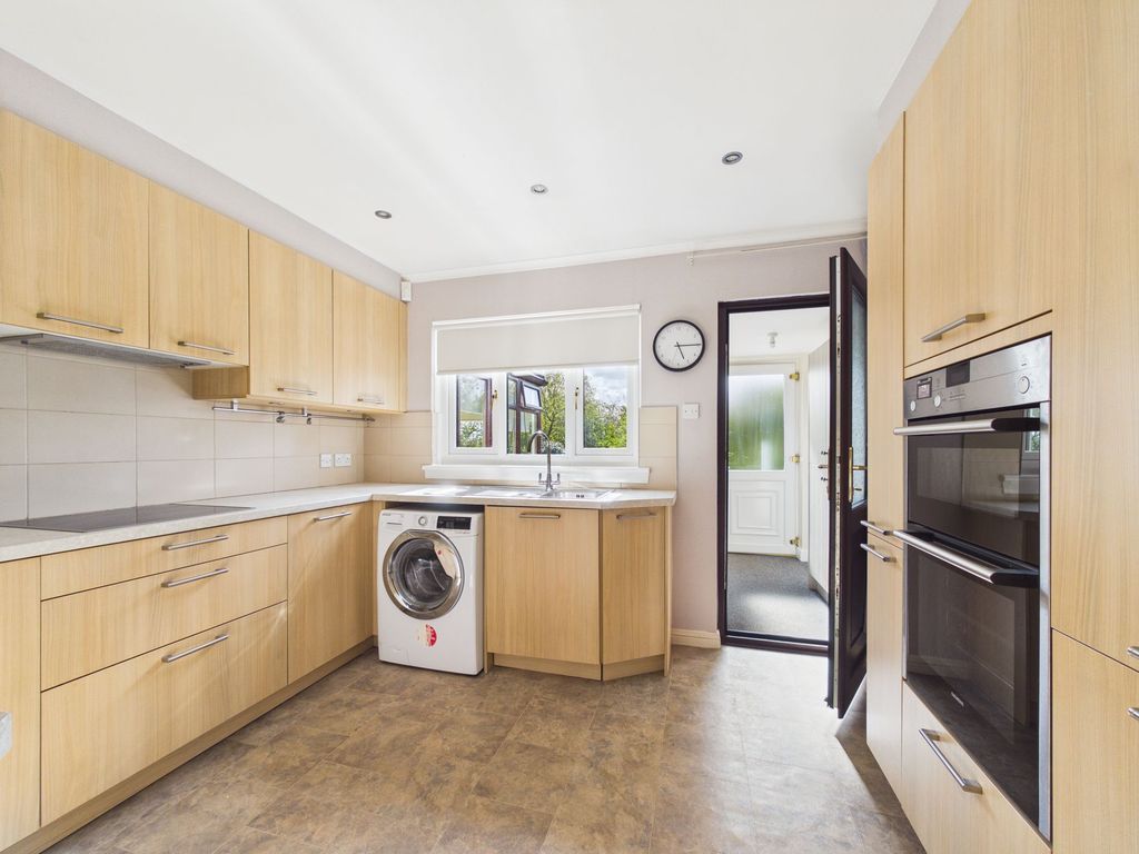 Additional image 7 of 3 bed detached bungalow for sale10 Stanehead Park, Biggar ML12
