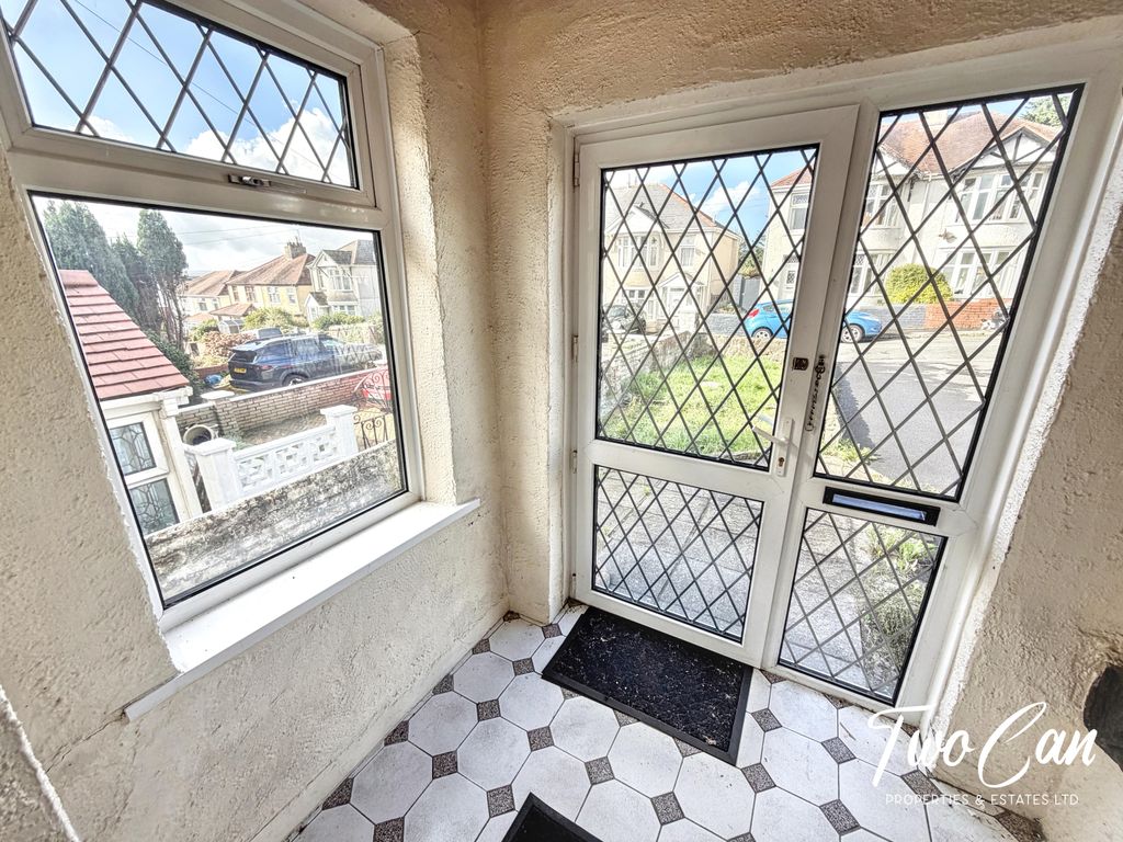 Property photo 2 of 24