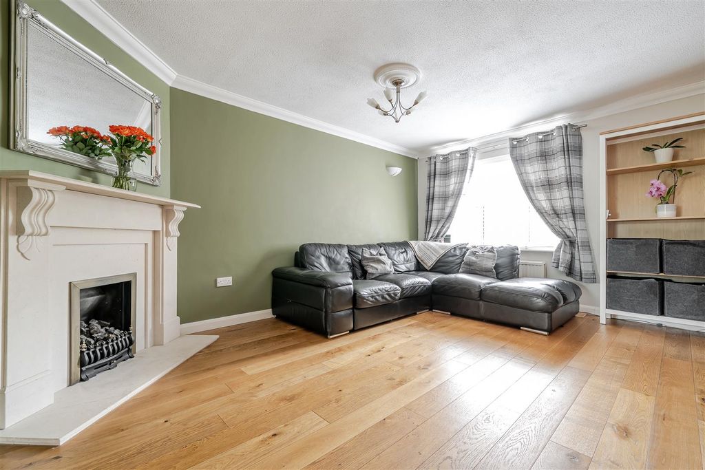 Property photo 3 of 17 1286785_16.Jpg