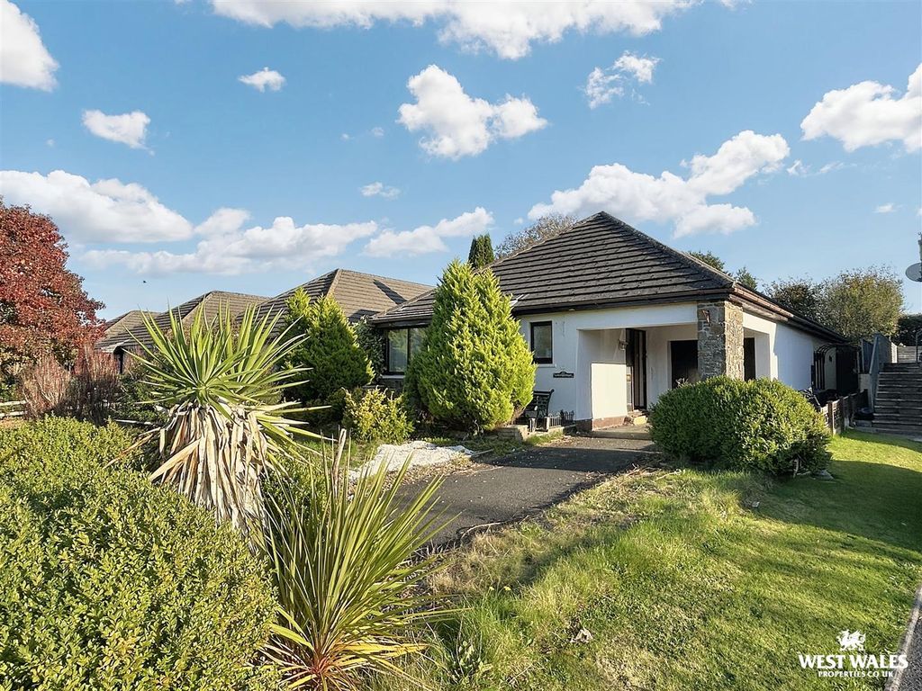 Property photo 2 of 15 Img_0461.Jpg