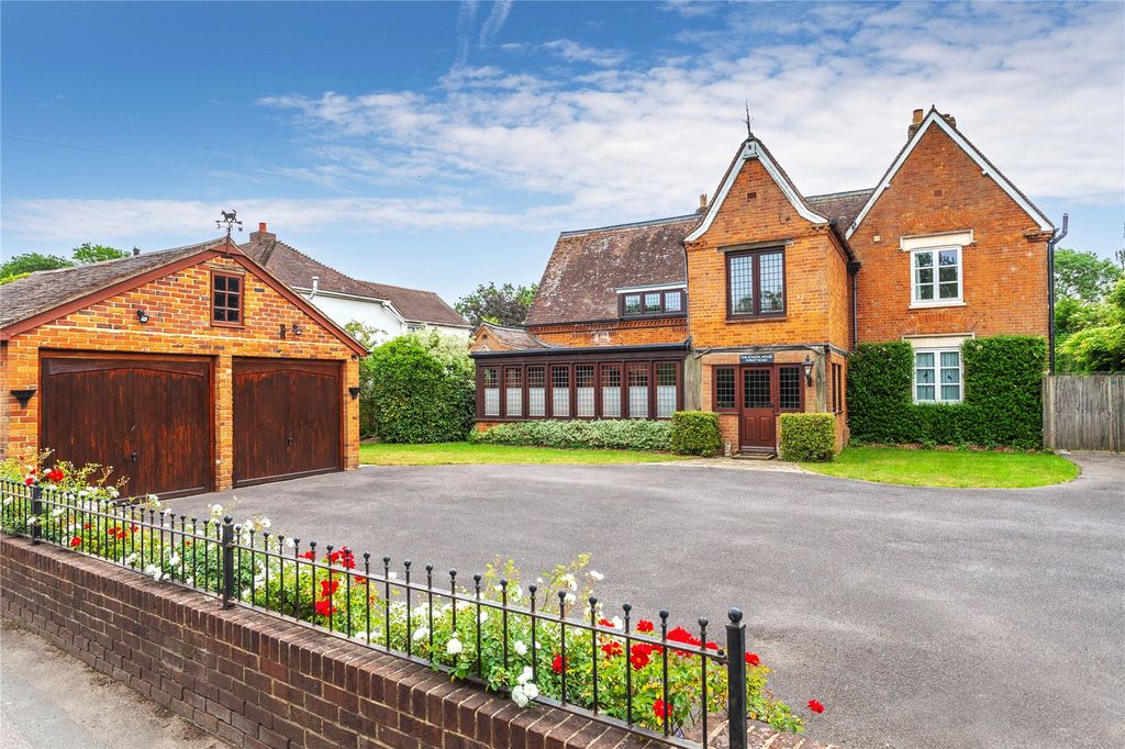 Property photo 1 of 21 Picture No. 27