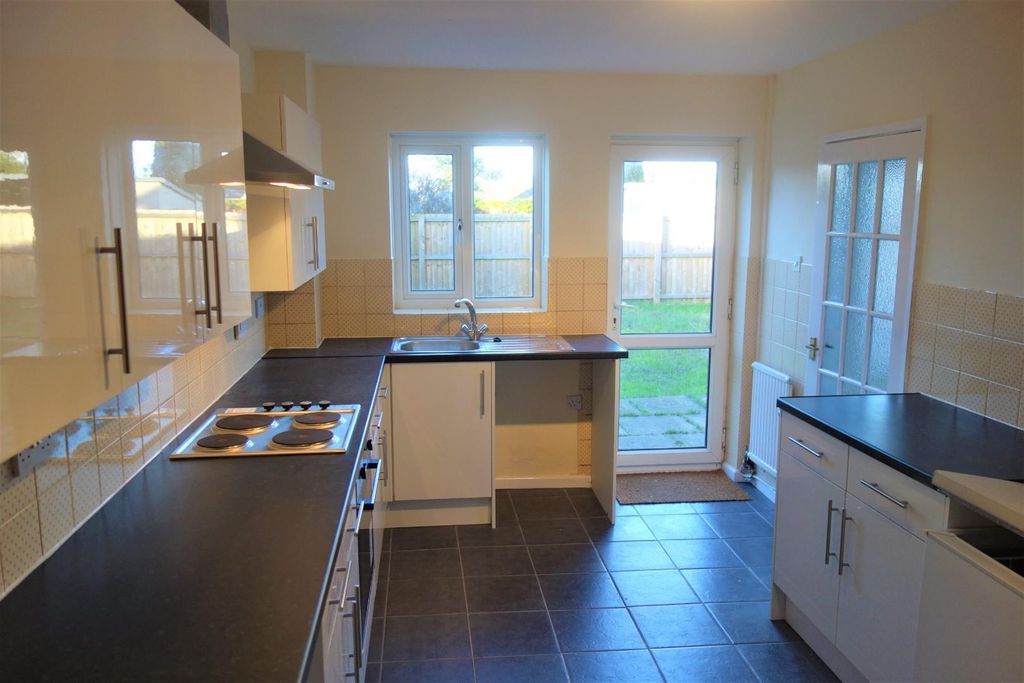 Property photo 3 of 11 11 Bittern Way - 3 (1).Jpg