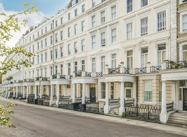 Property photo 1 of 2