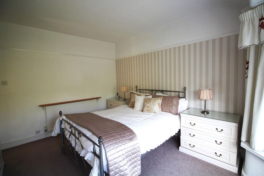 Property photo 2 of 16 Bedroom 2 .Jpg
