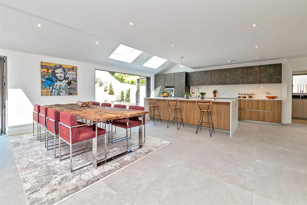Property photo 2 of 23 3Silverwoodbarns-13.Jpg