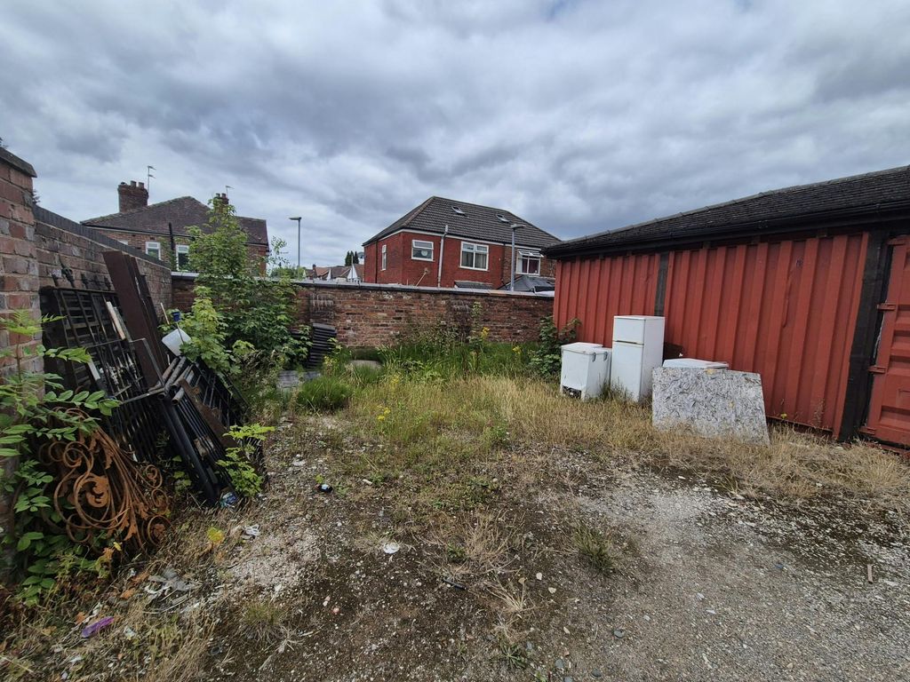 Property photo 3 of 6 Storage Yard